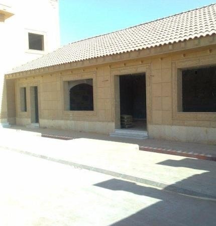 بناء ملاحق ومجالس