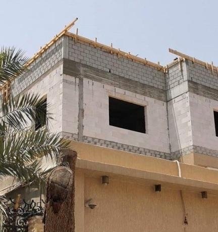 بناء ملاحق ومجالس