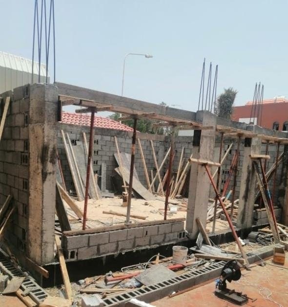 بناء ملاحق ومجالس