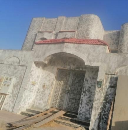 ترميم وصيانة المباني